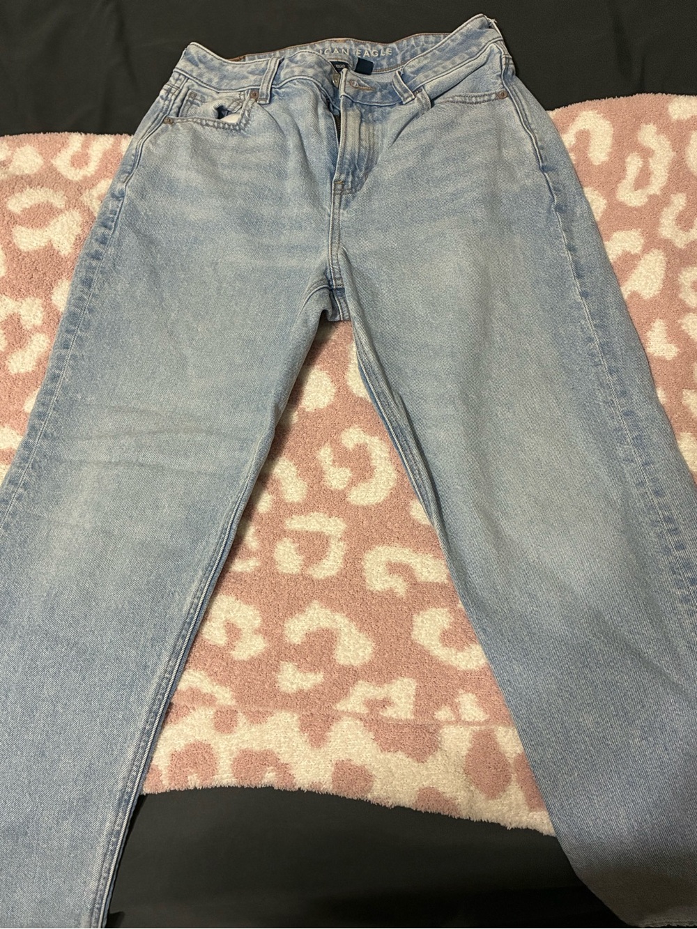 American Eagle High Rise Mom Jeans